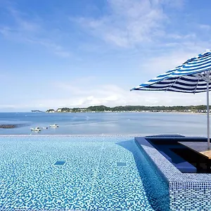 the-harbor-terrace.kanagawa-hotels.com/